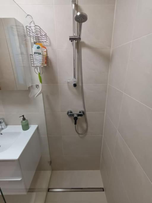 Modernes Apartment In Wien المظهر الخارجي الصورة