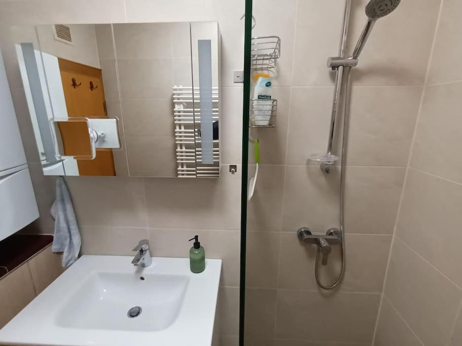 Modernes Apartment In Wien المظهر الخارجي الصورة